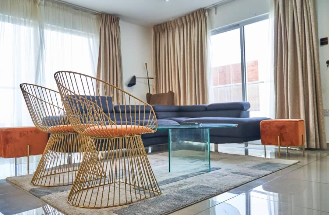 The Gallery Luxury Suites Cpg Ист-Легон Экстерьер фото