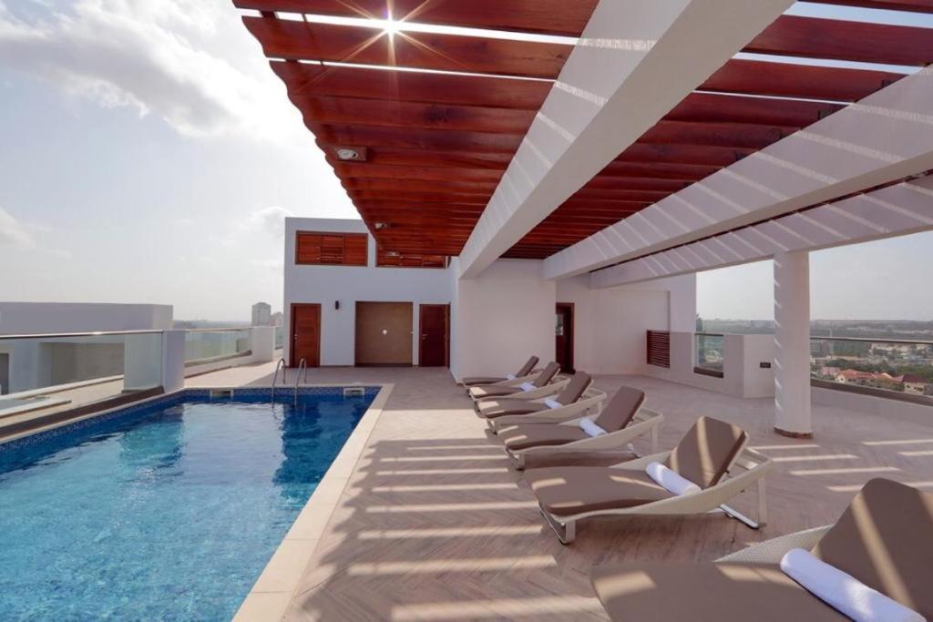 The Gallery Luxury Suites Cpg Ист-Легон Экстерьер фото