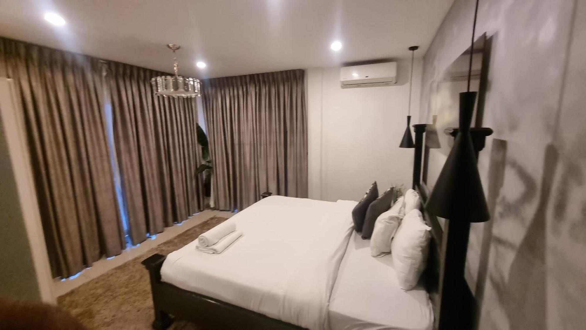 The Gallery Luxury Suites Cpg Ист-Легон Экстерьер фото
