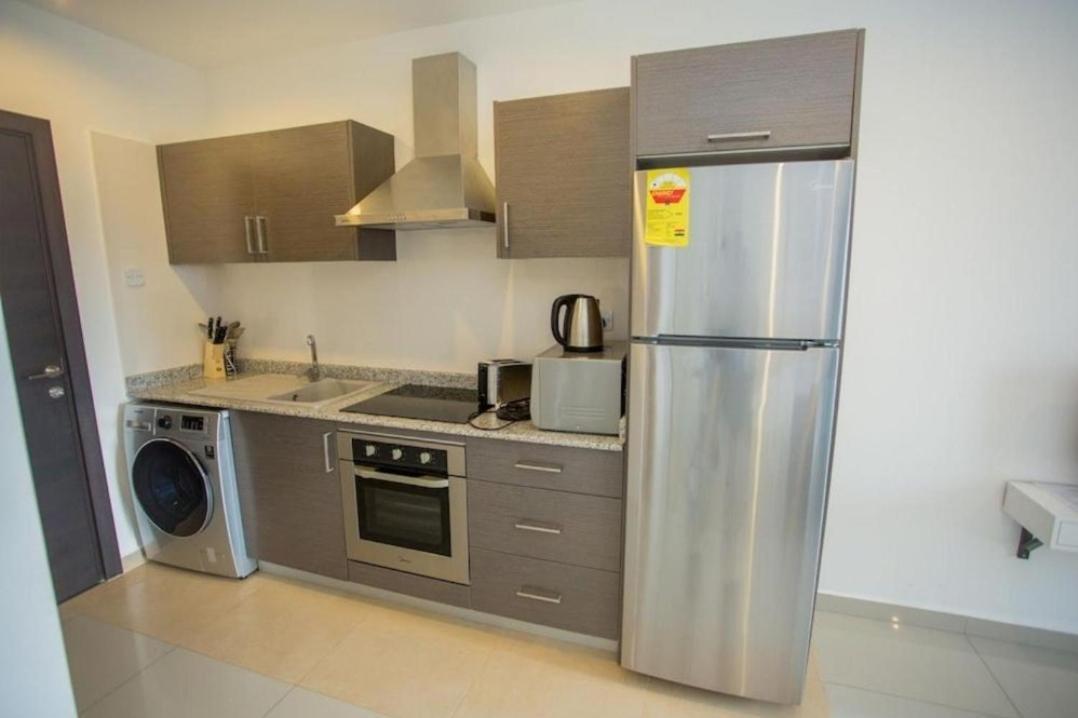 The Gallery Luxury Suites Cpg Ист-Легон Экстерьер фото